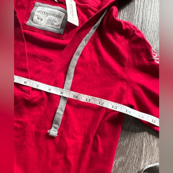 NWT 2010 Deadstock Hooded Long Sleeve V Neck size Medium - Picture 10 of 11